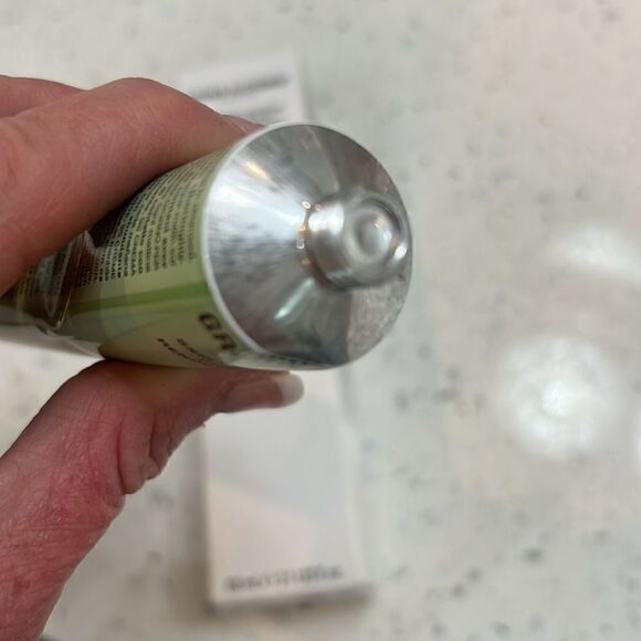 Grown Alchemist Skin Renewal Day Cream to comfort, replenish & hydrate - Picture 7 of 12